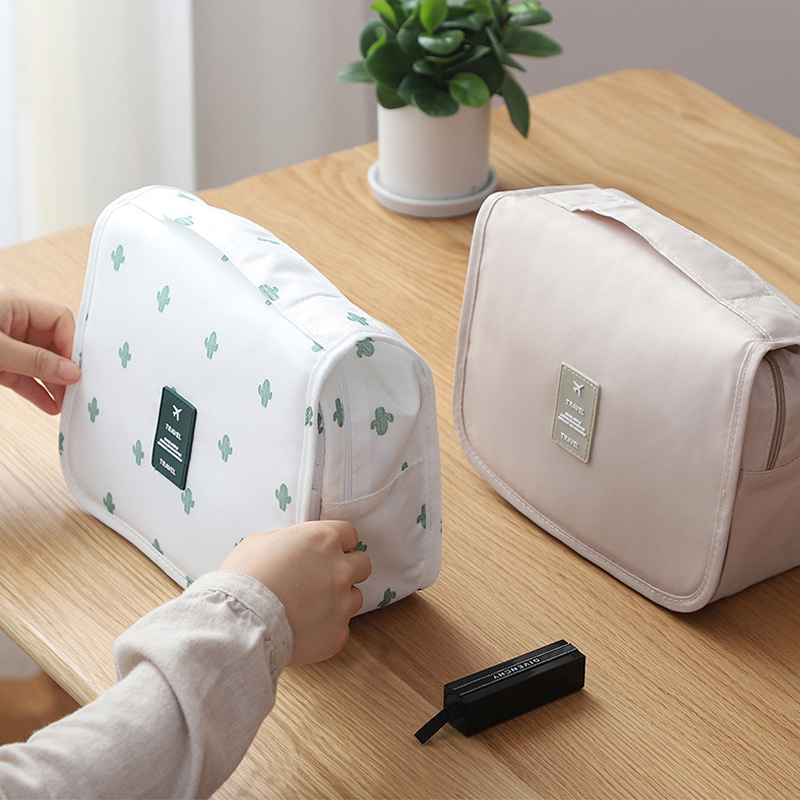 Hanging Toiletry Bag Travel Fo - Women Vanity Bags ulasan dan harga