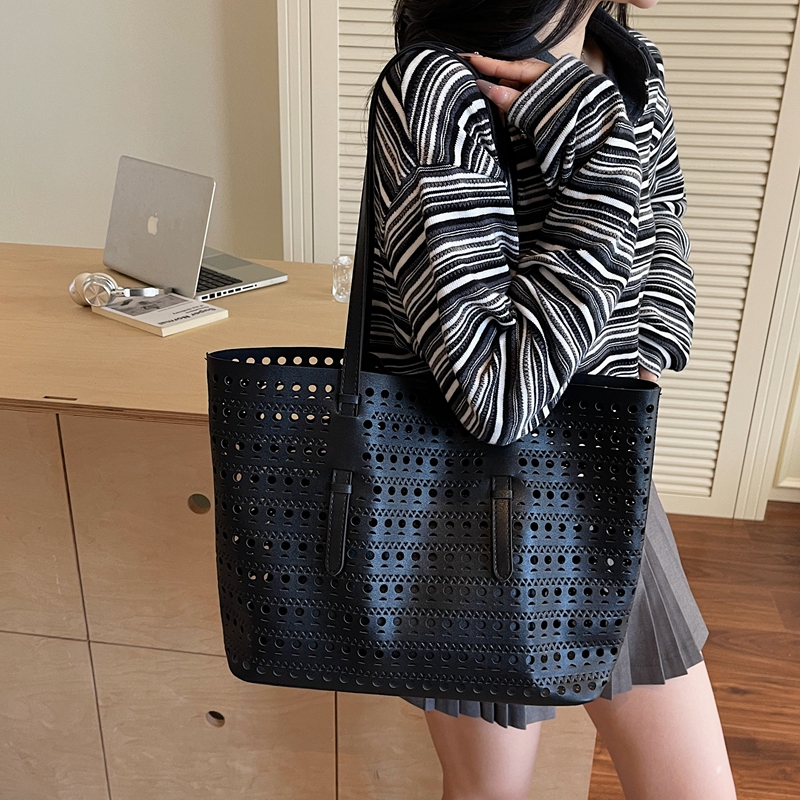 Large Size Shoulder Tote Bags  - Women Bags On Sale ulasan dan harga