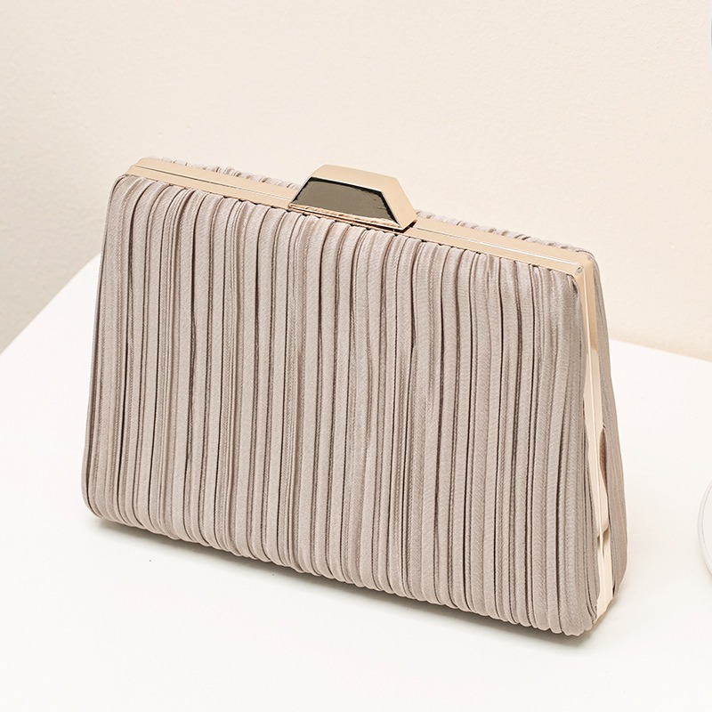 Nesitu Women Make Up Cosmetic  - Women Bags Golden ulasan dan harga