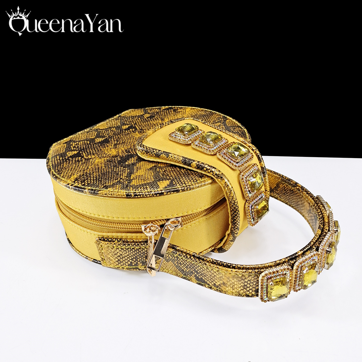 Queena Yan New Luxurious Itali - Women Bags Golden ulasan dan harga