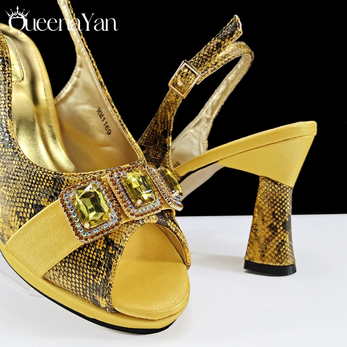 Queena Yan New Luxurious Itali - Women Bags Golden ulasan dan harga